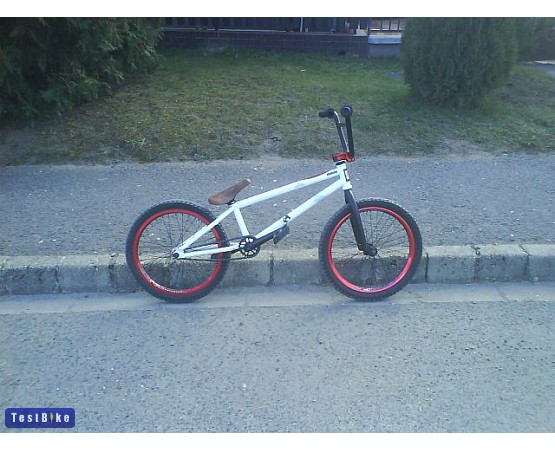 Velvart Street 2011, .Bandi. képe BMX váz